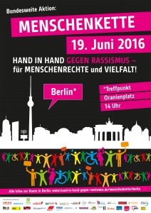 Menschenkette_Juni_web_Berlin